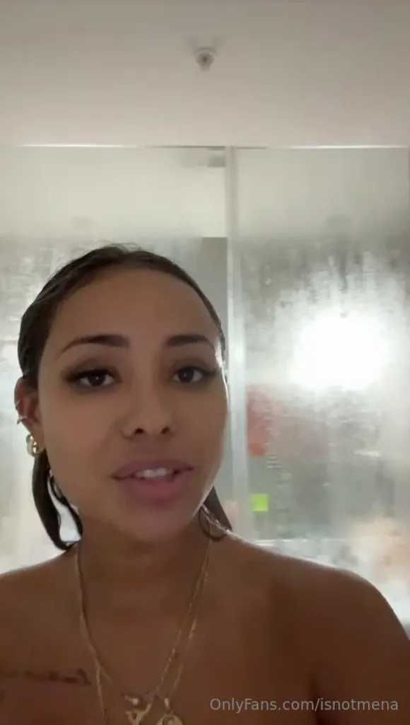 Ximenasaenz Topless Shower Selfie OnlyFans Video Leaked