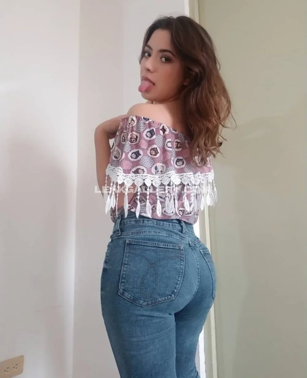 Yamycortes Denim Jeans Ass Shot OnlyFans Photo Leaked