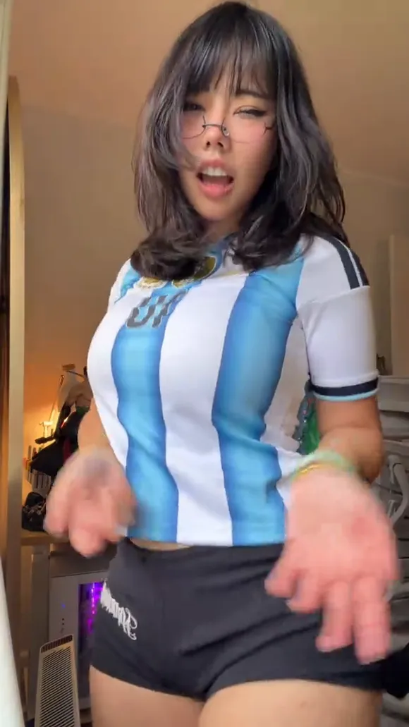 Yinahomefi Soccer Jersey Twerk OnlyFans Video Leaked