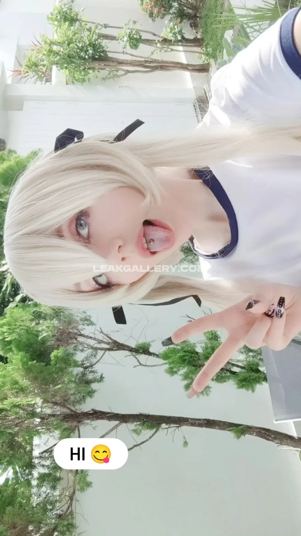 Youraldora Blonde Wig Tongue Out OnlyFans Photo Leaked
