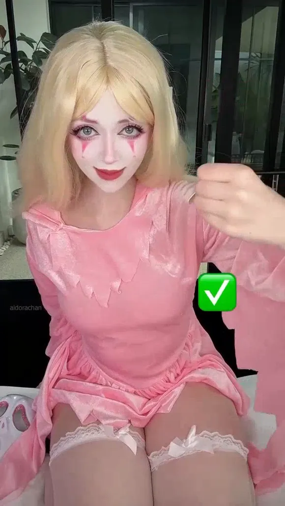 Youraldora Pink Dress Tease OnlyFans Video Leaked
