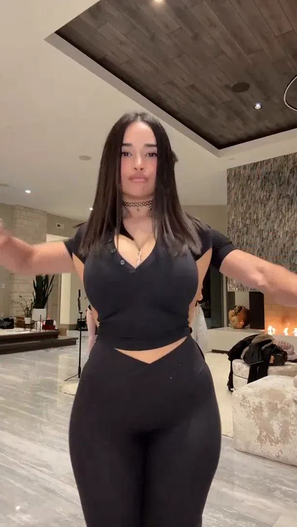 Yourbabydollxo Black Crop Top Dance OnlyFans Video Leaked