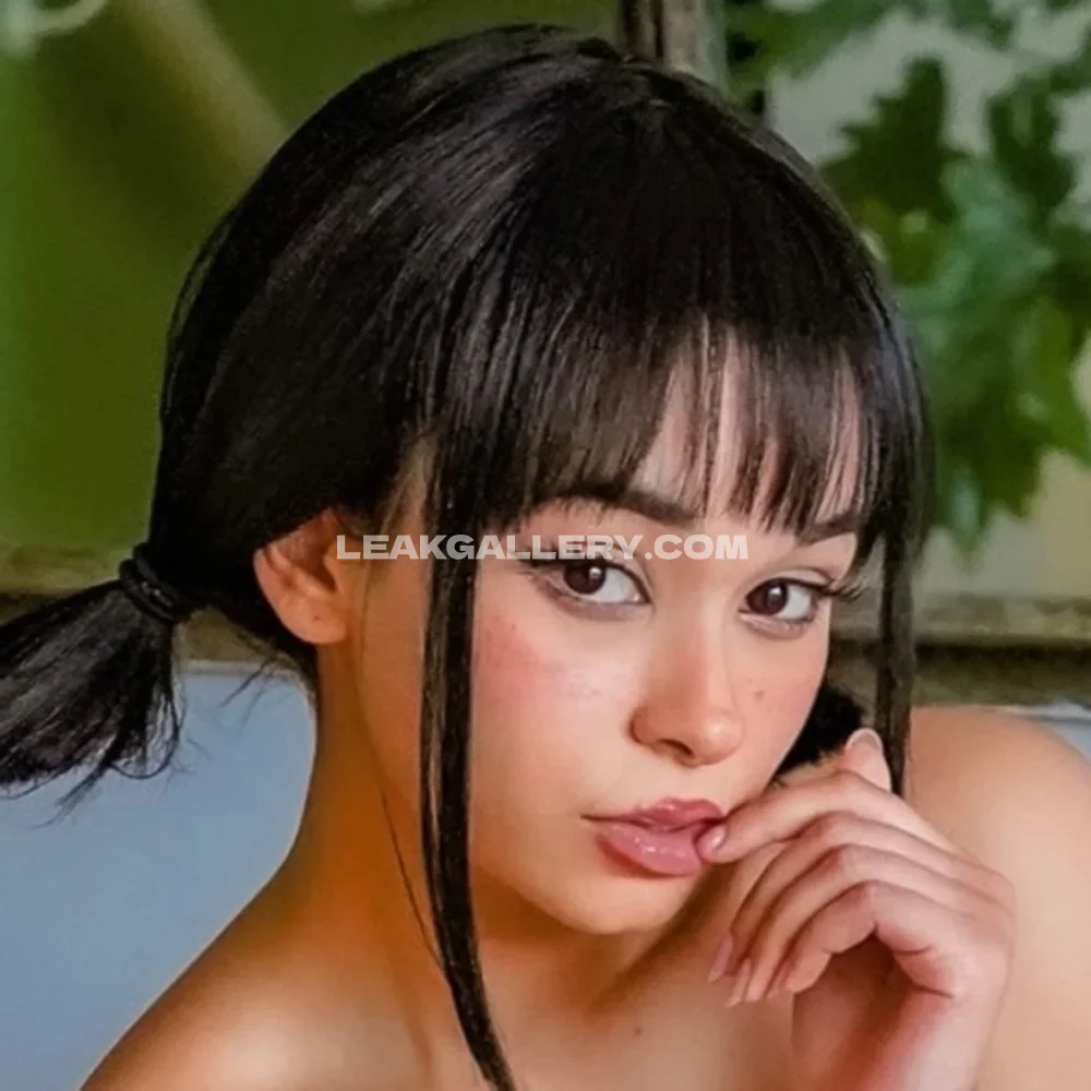 Yourbabydollxo Close Up Face Pose OnlyFans Photo Leaked