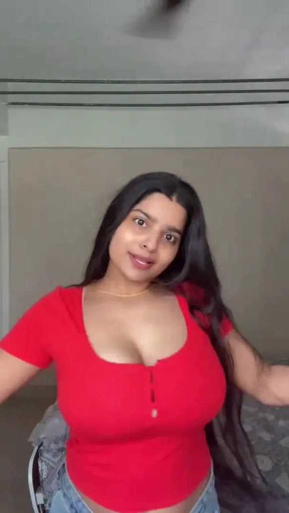 Yourstrulyanushkaa Red Top Tease OnlyFans Video Leaked