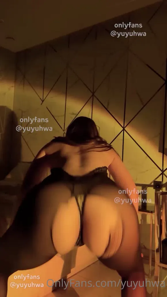 Yuyuhwa Thong-Ass Twerk Display OnlyFans Video Leaked