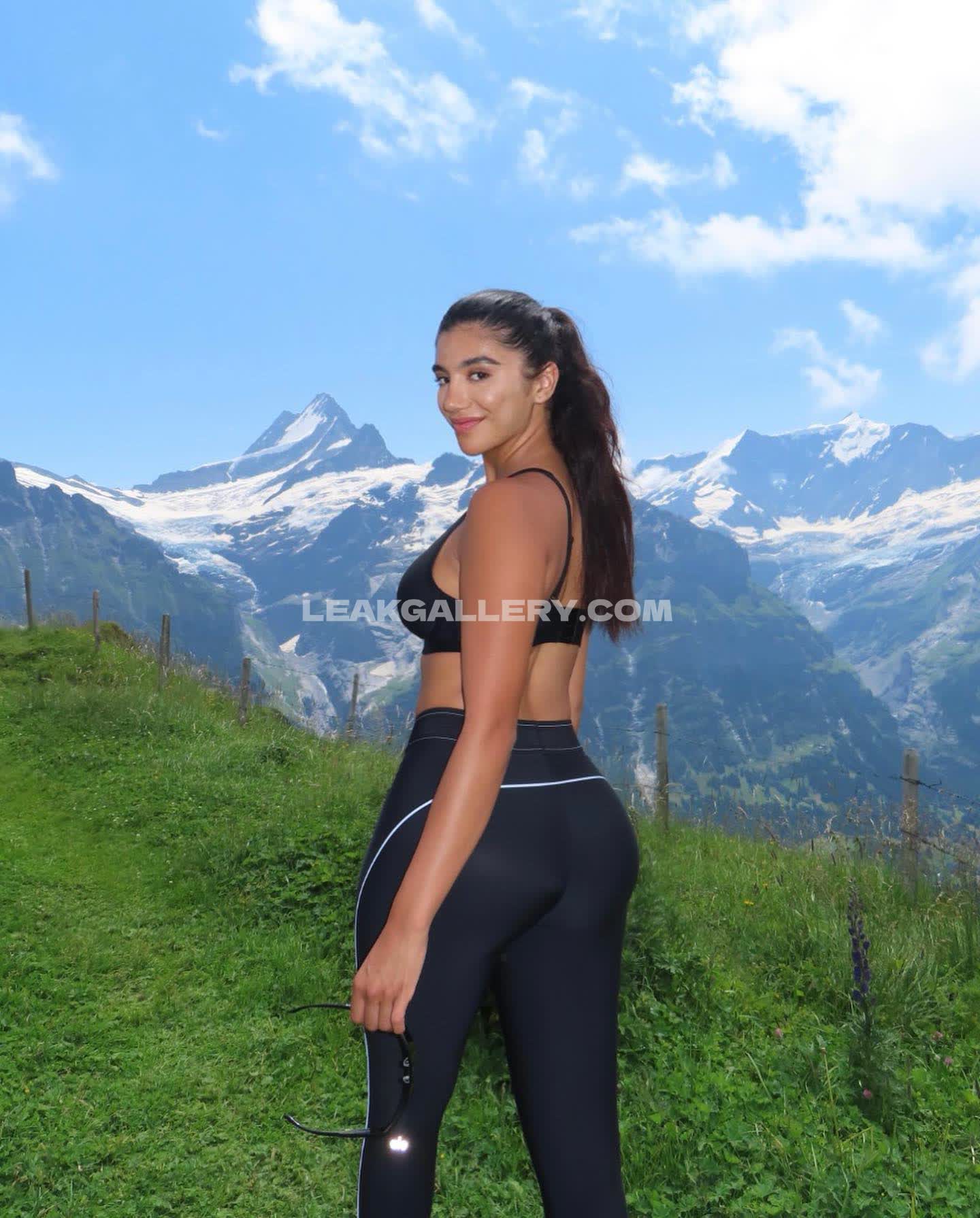 Victxriaa Exclusive Leaked Nude OnlyFans #3600583
