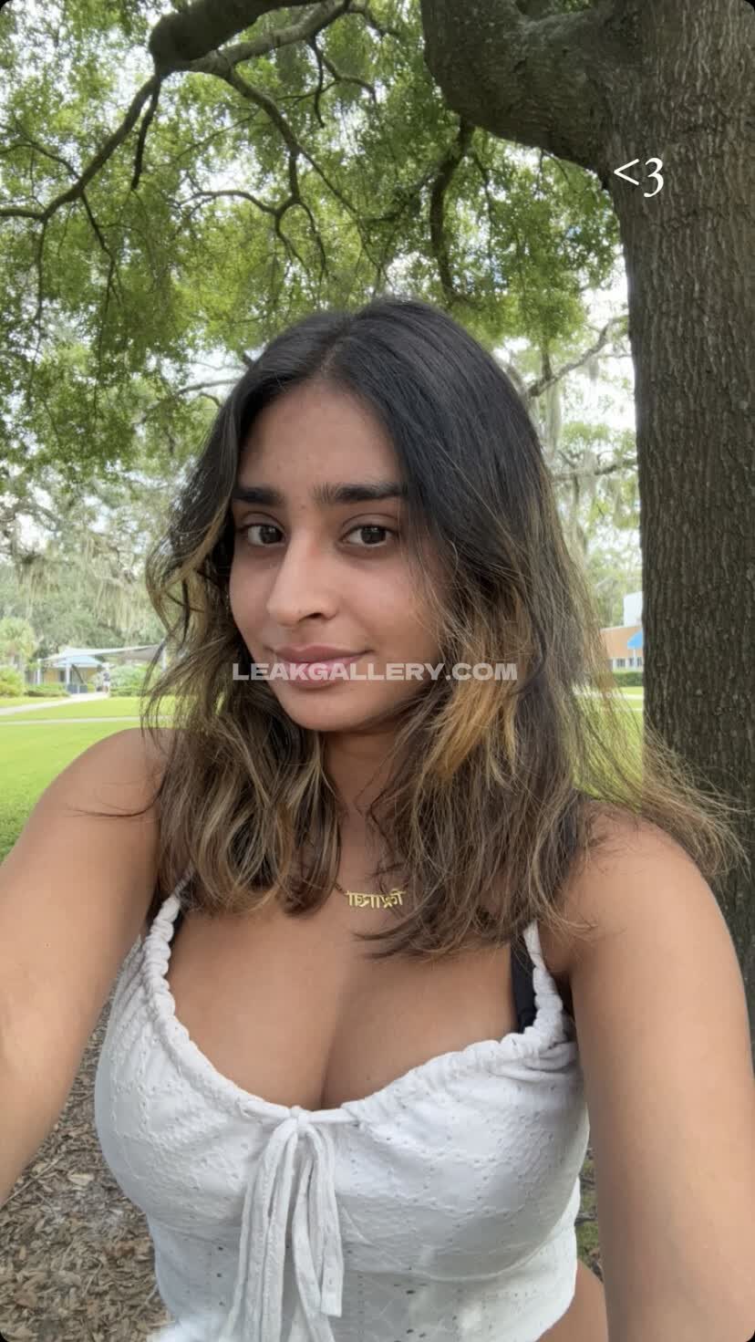 Vishakhaaa15 Exclusive Leaked Nude OnlyFans #7689954