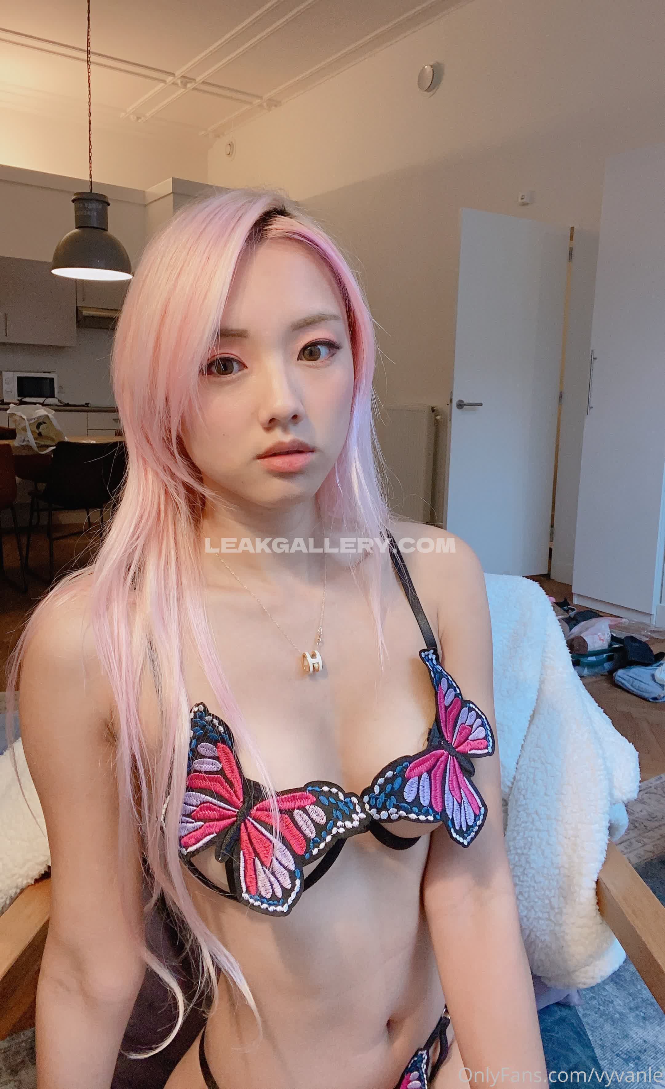 Vyvan Exclusive Leaked Nude OnlyFans #5899607
