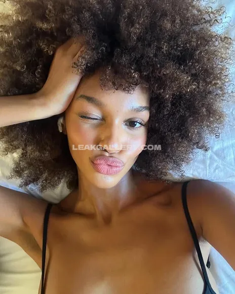 Nicoleakonchong / radekswiatkowski / sebastiancwikportfolio / wyimaginowanny / wyimaginowany Exclusive Leaked Nude Onlyfans #7679381