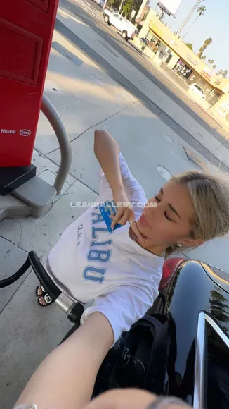 Breckie / breckiehill Exclusive Leaked Nude Onlyfans #3653552