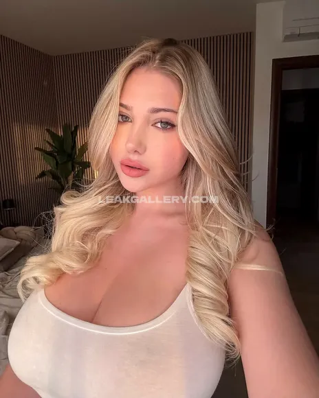 Blackwidof / andreeamaresof Exclusive Leaked Nude Onlyfans #4687689