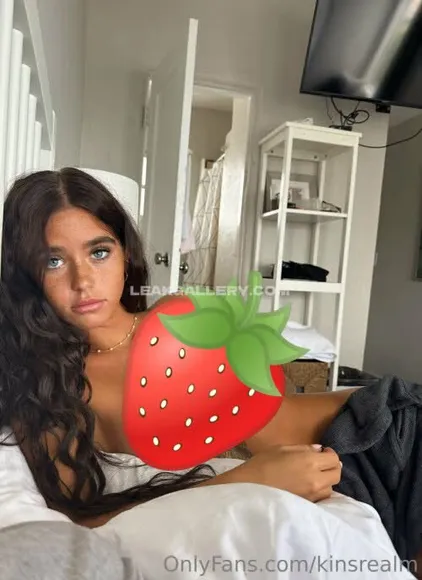 Kinsrealm Exclusive Leaked Nude Onlyfans #3186168