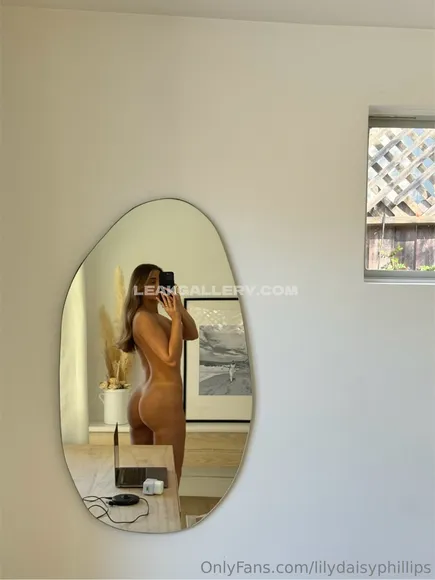 Lilydaisyphillips / lildaisyphillips Exclusive Leaked Nude Onlyfans #4665696