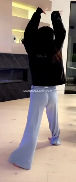 Charlidamelio Exclusive Leaked Nude Onlyfans #3214891