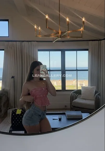 Emarrb / emarb Exclusive Leaked Nude Onlyfans #4437577