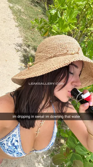 Mikaelatesta Exclusive Leaked Nude Onlyfans #4455620
