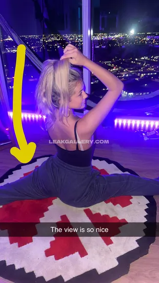 Breckie / breckiehill Exclusive Leaked Nude Onlyfans #3658364