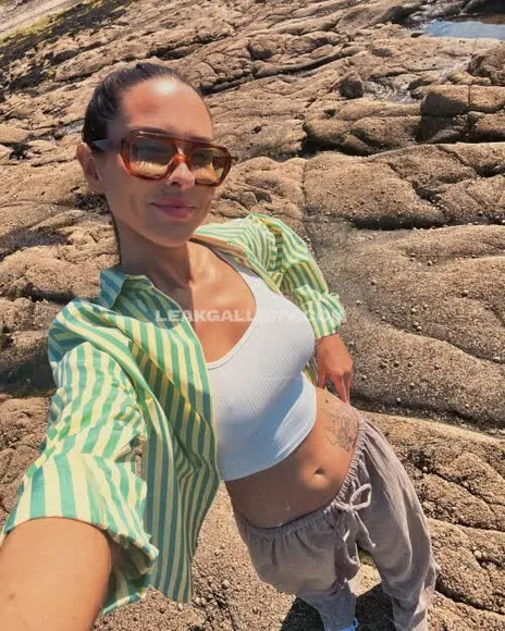 Laceymontgomery1 Exclusive Leaked Nude Onlyfans #3961013