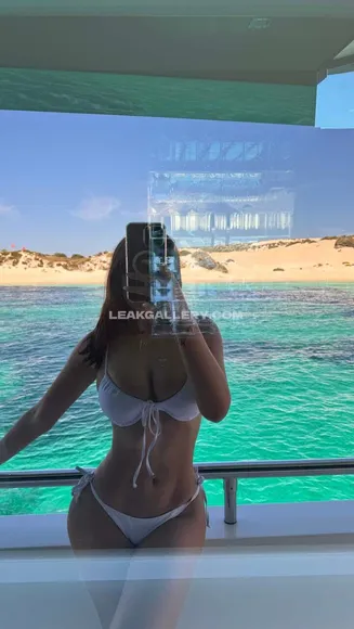 Mikaelatesta Exclusive Leaked Nude Onlyfans #4476851