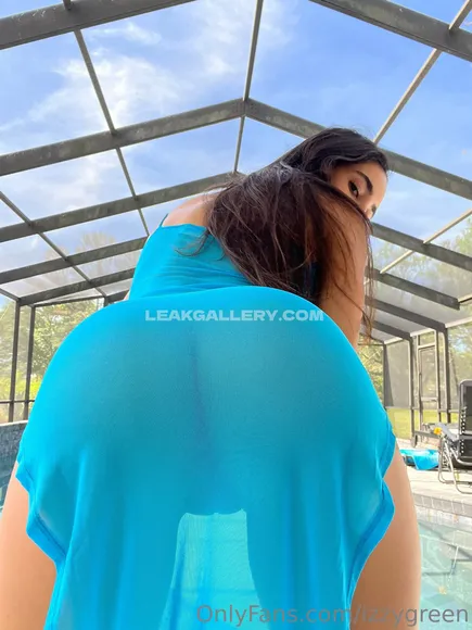 Izzygreen / isabellagr / izzyygreennxox Exclusive Leaked Nude Onlyfans #3343730