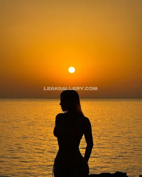 Mikaelatesta Exclusive Leaked Nude Onlyfans #4235393