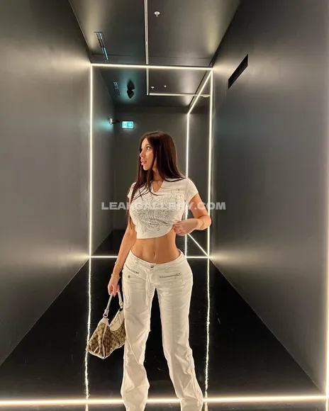 Mikaelatesta Exclusive Leaked Nude Onlyfans #4234920