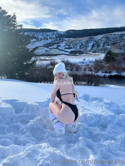 Avaxreyes Exclusive Leaked Nude Onlyfans #4114029