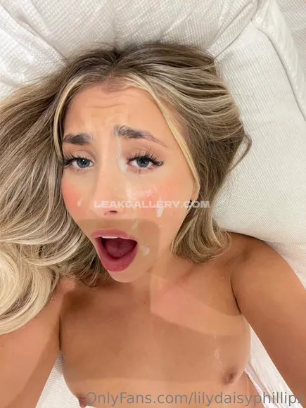Lilydaisyphillips / lildaisyphillips Exclusive Leaked Nude Onlyfans #4438811