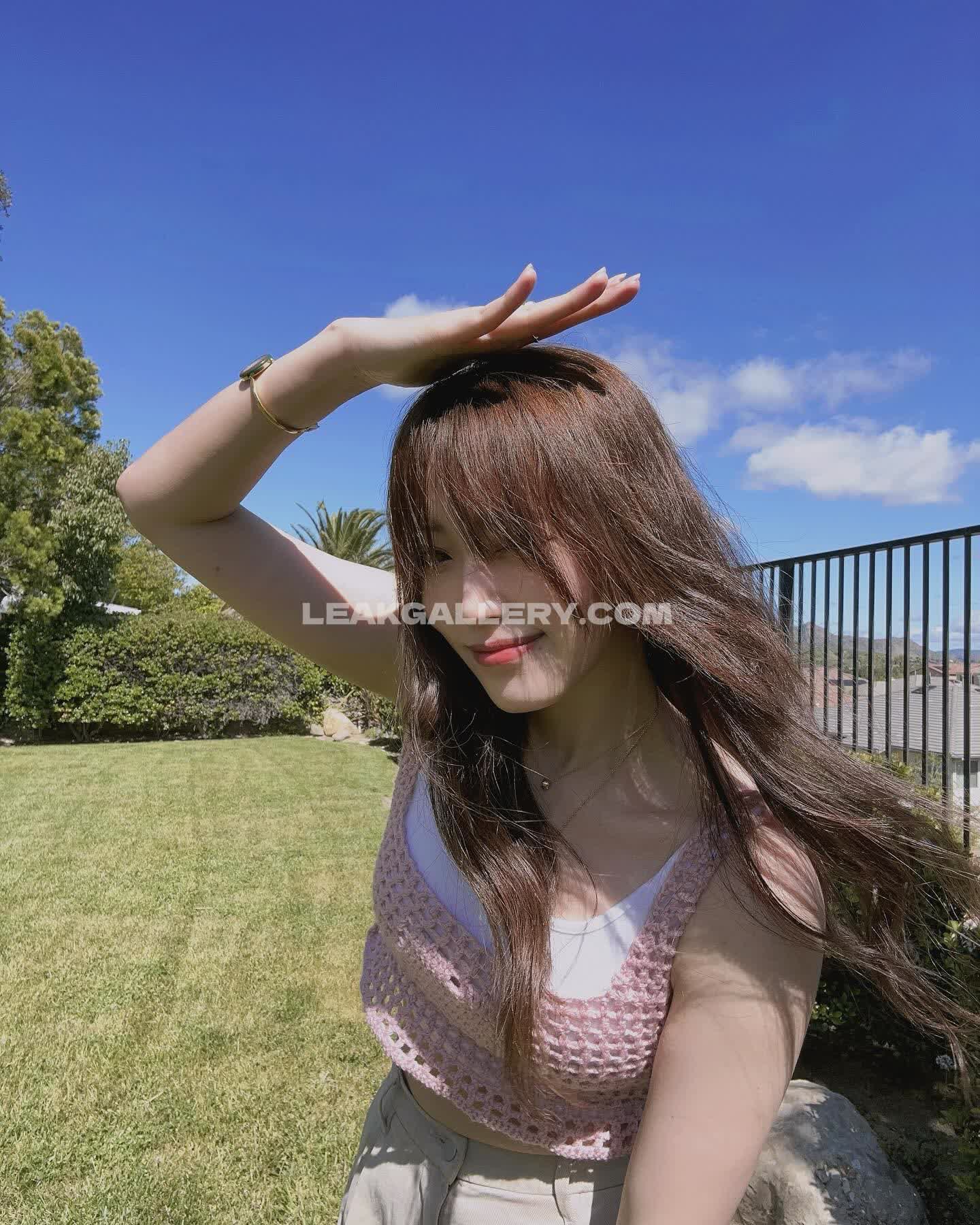Yoojpls ภาพหลุดนู้ด OnlyFans สุดเอ็กซ์คลูซีฟ #8110422