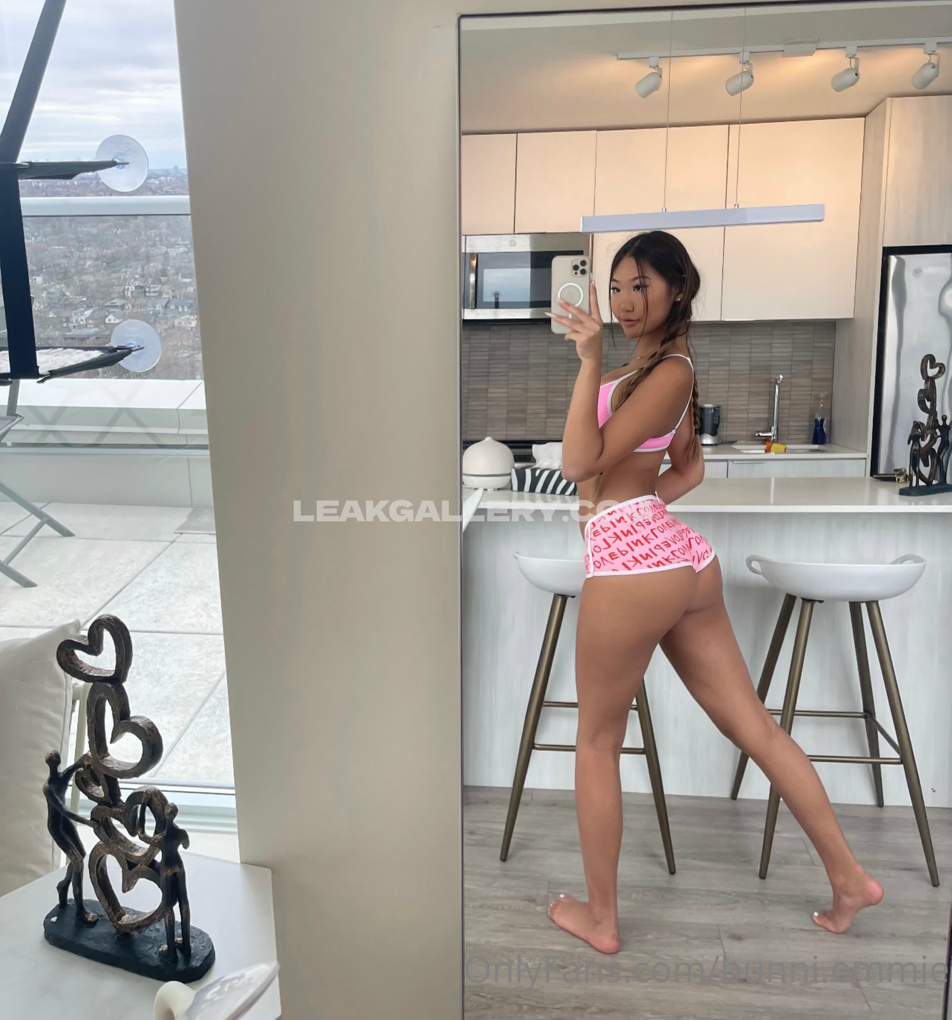 Youremmawhite Exclusive Leaked Nude OnlyFans #8091225
