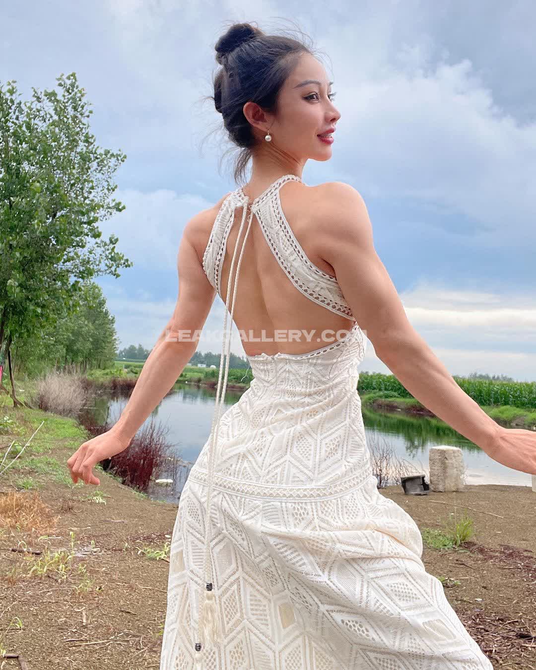 Yuanherong Exclusive Leaked Nude OnlyFans #4190980