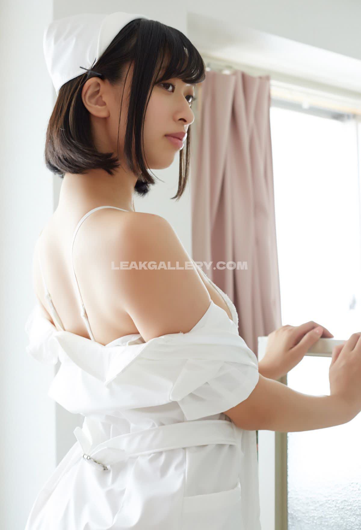Yukakuramoti Exclusive Leaked Nude OnlyFans #7976845