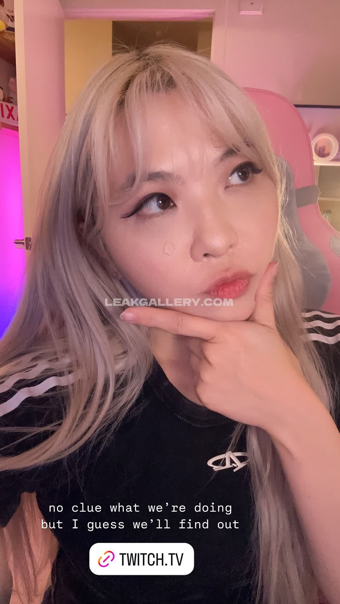 Yvonnieng Exclusive Leaked Nude OnlyFans #7780241