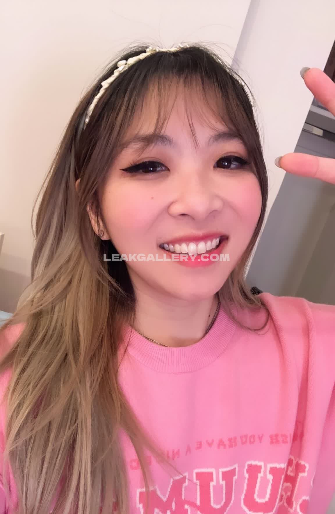 Yvonnieng Exclusive Leaked Nude OnlyFans #7780568
