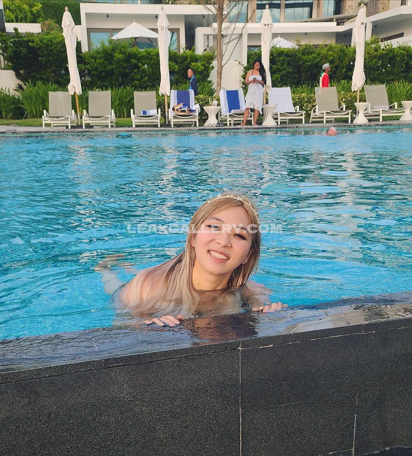 Yvonnieng Exclusive Leaked Nude OnlyFans #7777018