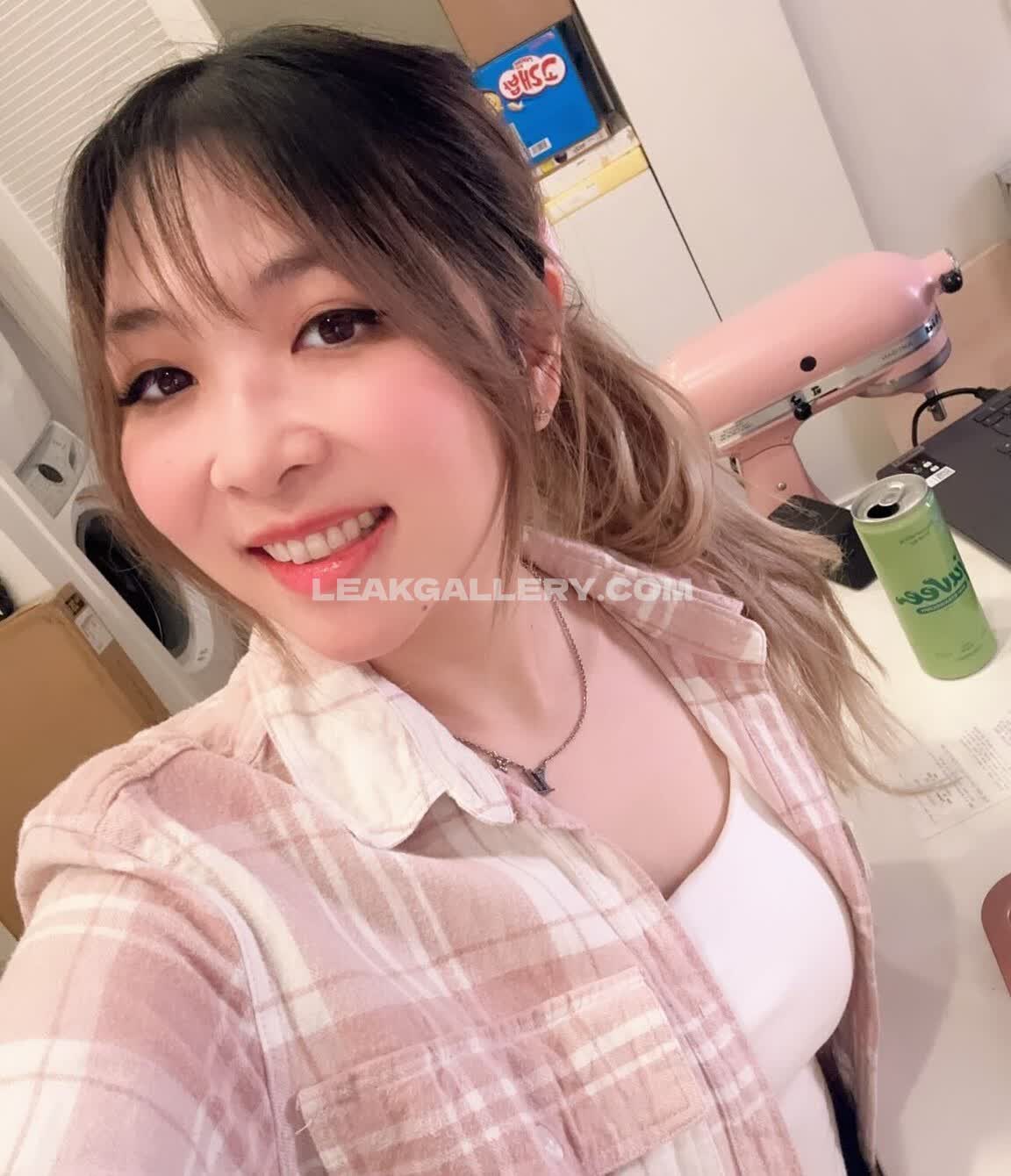 Yvonnieng Exclusive Leaked Nude OnlyFans #7780547
