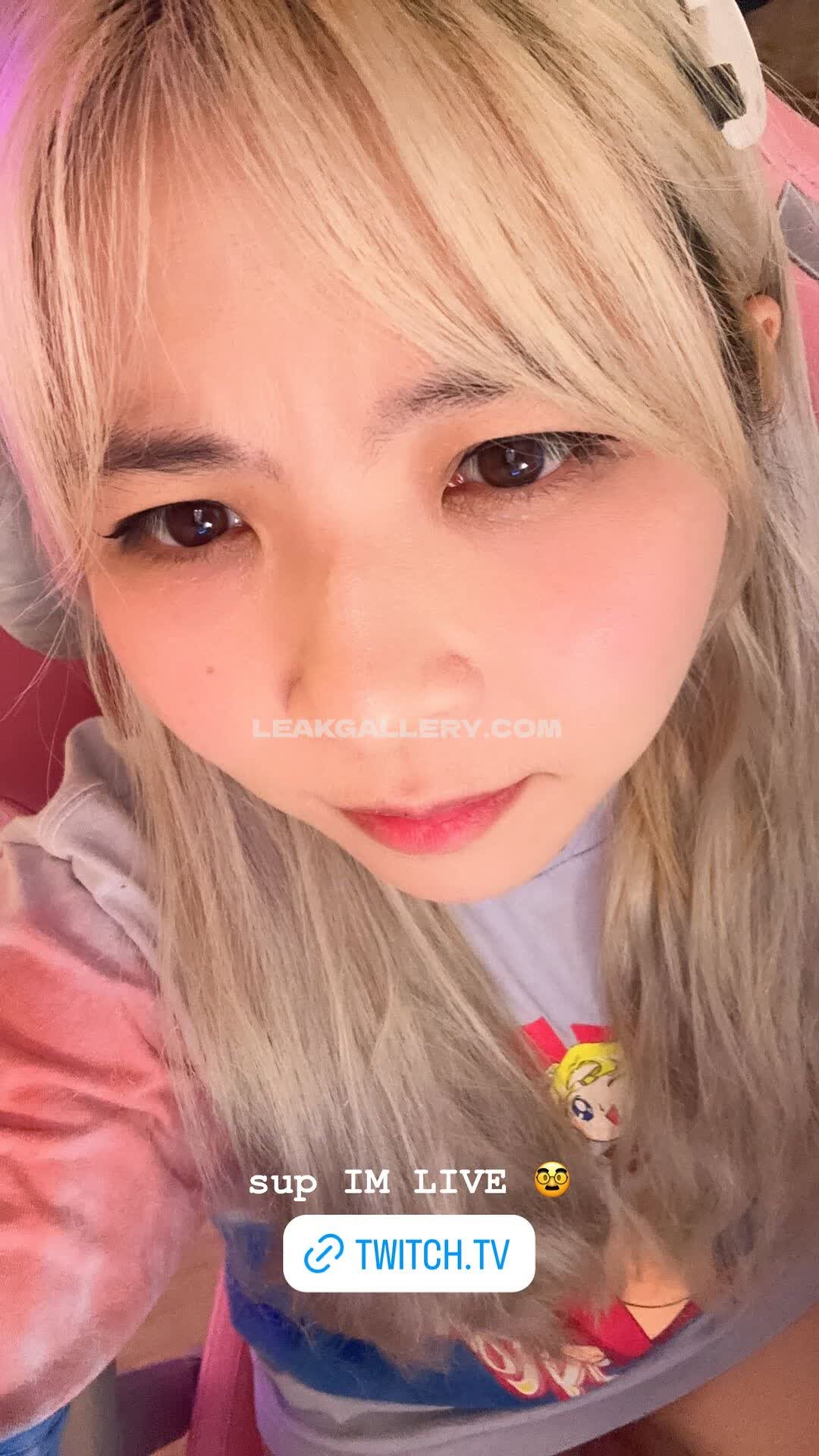 Yvonnieng Exclusive Leaked Nude OnlyFans #7780713