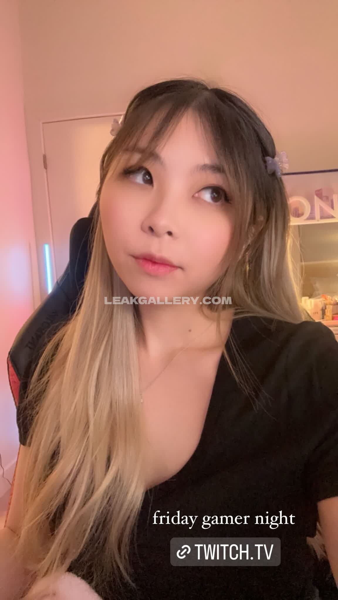 Yvonnieng Exclusive Leaked Nude OnlyFans #7780766