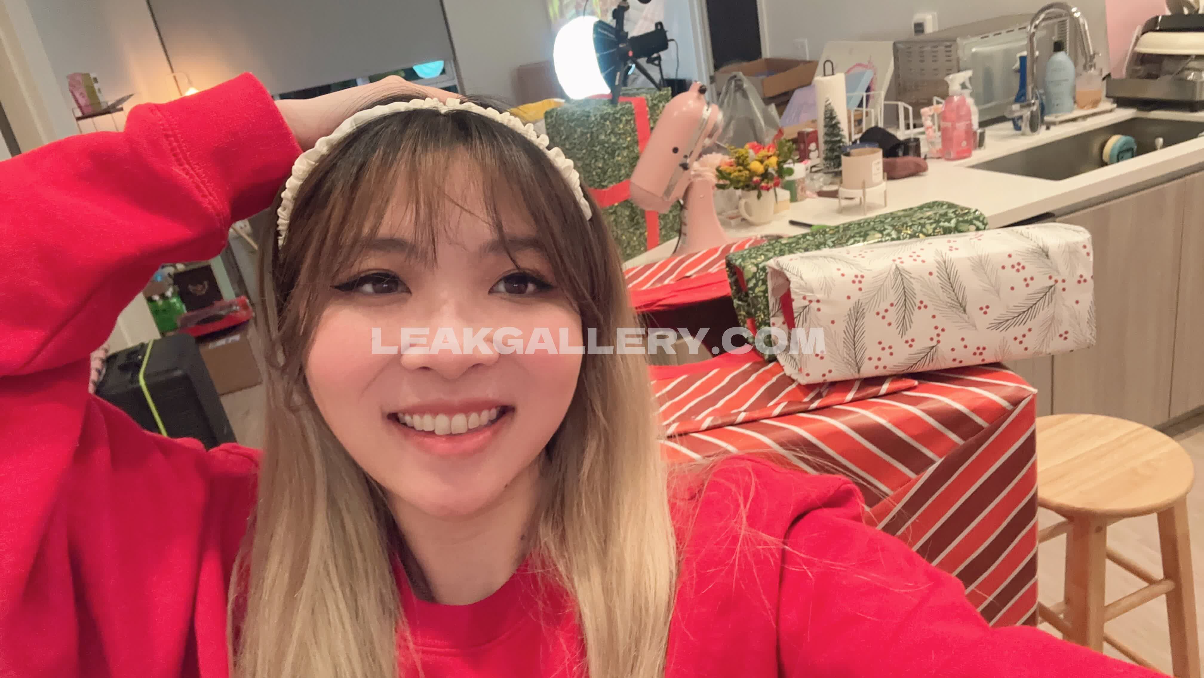 Yvonnieng Exclusive Leaked Nude OnlyFans #7779119