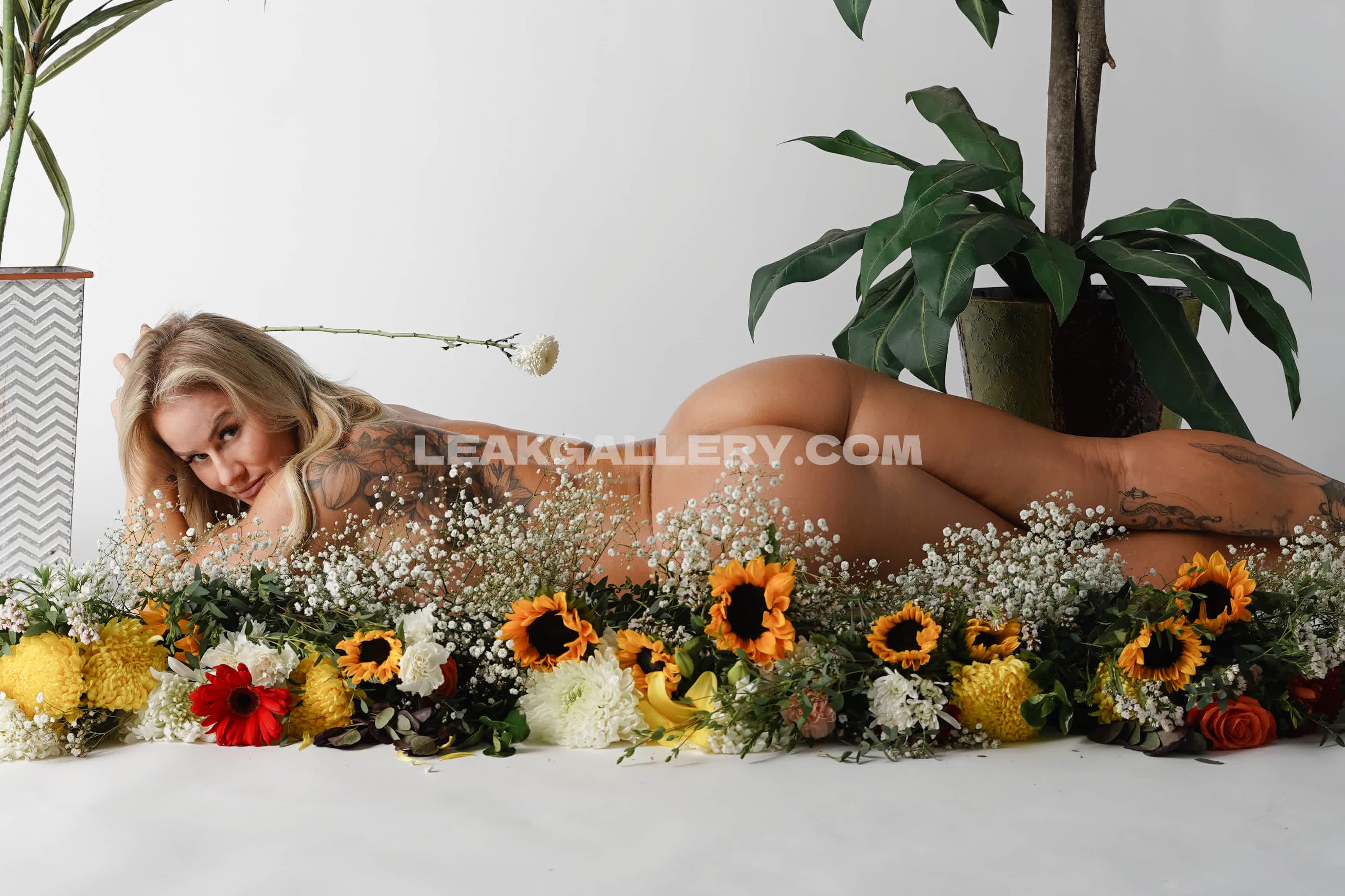 _dellespeegle_ / dellespeegle Exclusive Leaked Nude OnlyFans #9948571