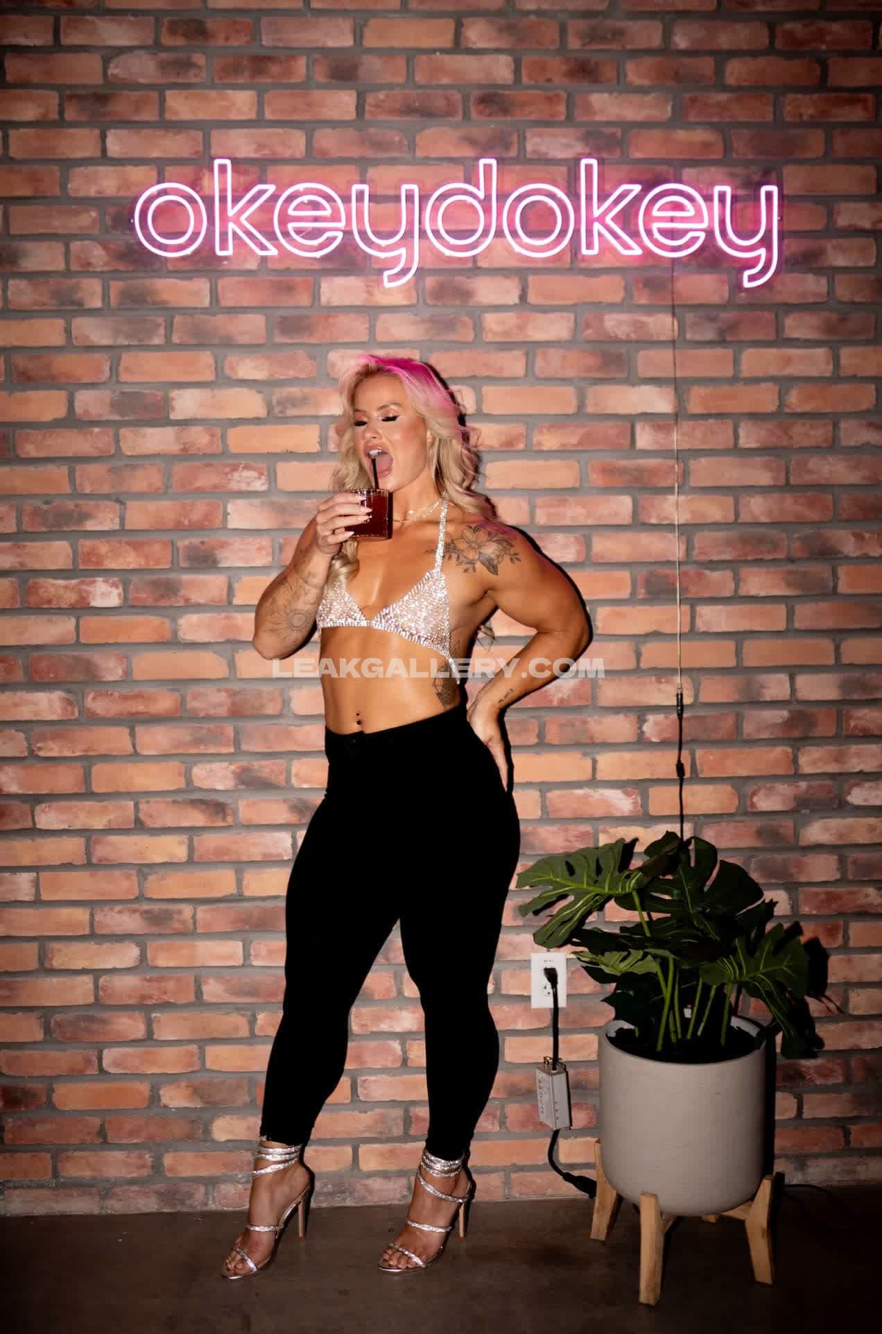 _dellespeegle_ / Dellespeegle Exclusive Leaked Nude OnlyFans #9384277