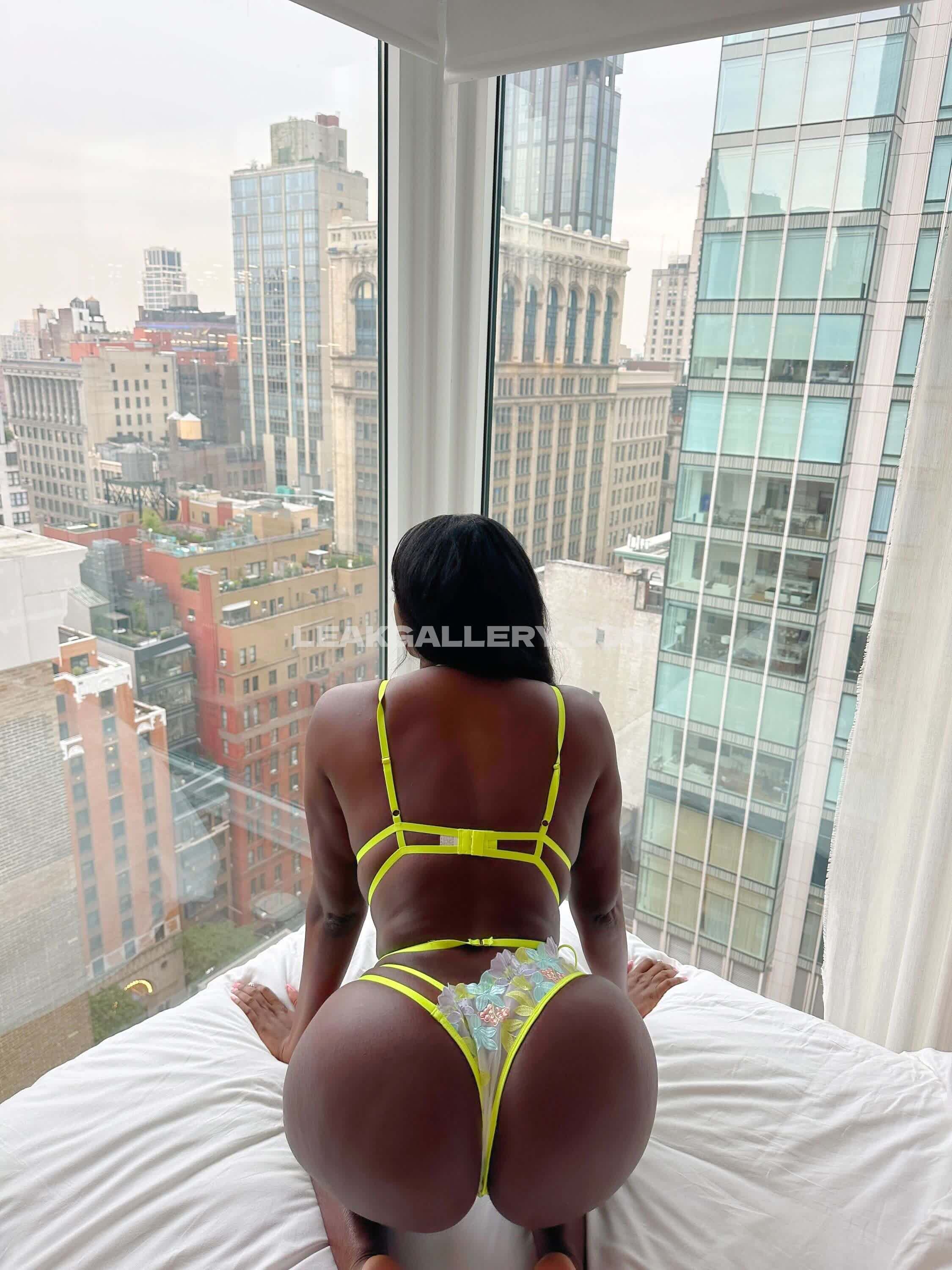 _ellietheempress_ Exclusieve gelekte naaktcontent van OnlyFans #10275881