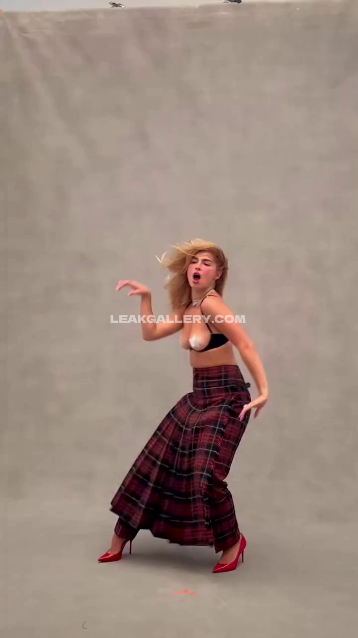Addisonrae Exclusive Leaked Nude OnlyFans #9238208