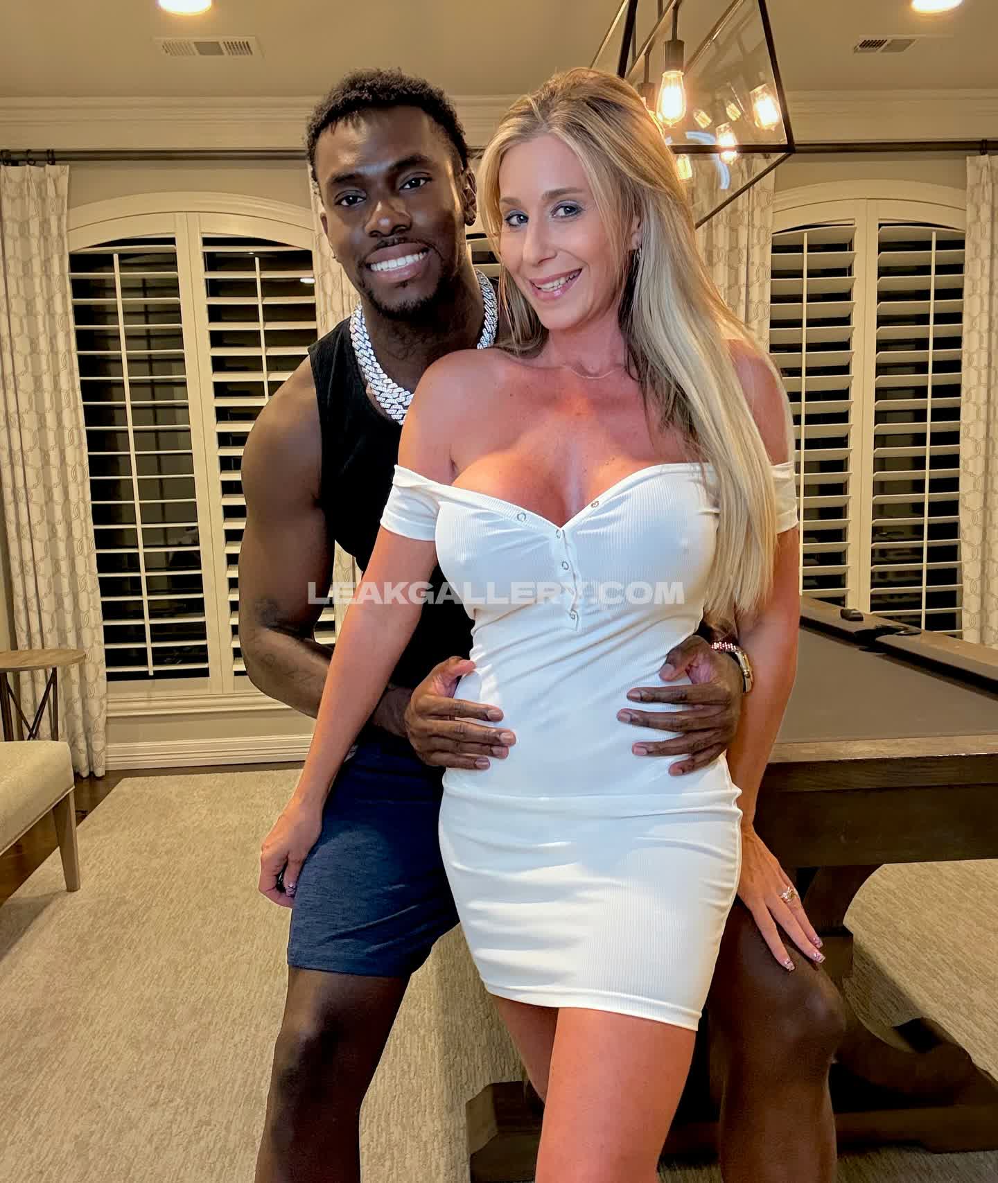 Ainsleedivine Exclusive Leaked Nude OnlyFans #9658463