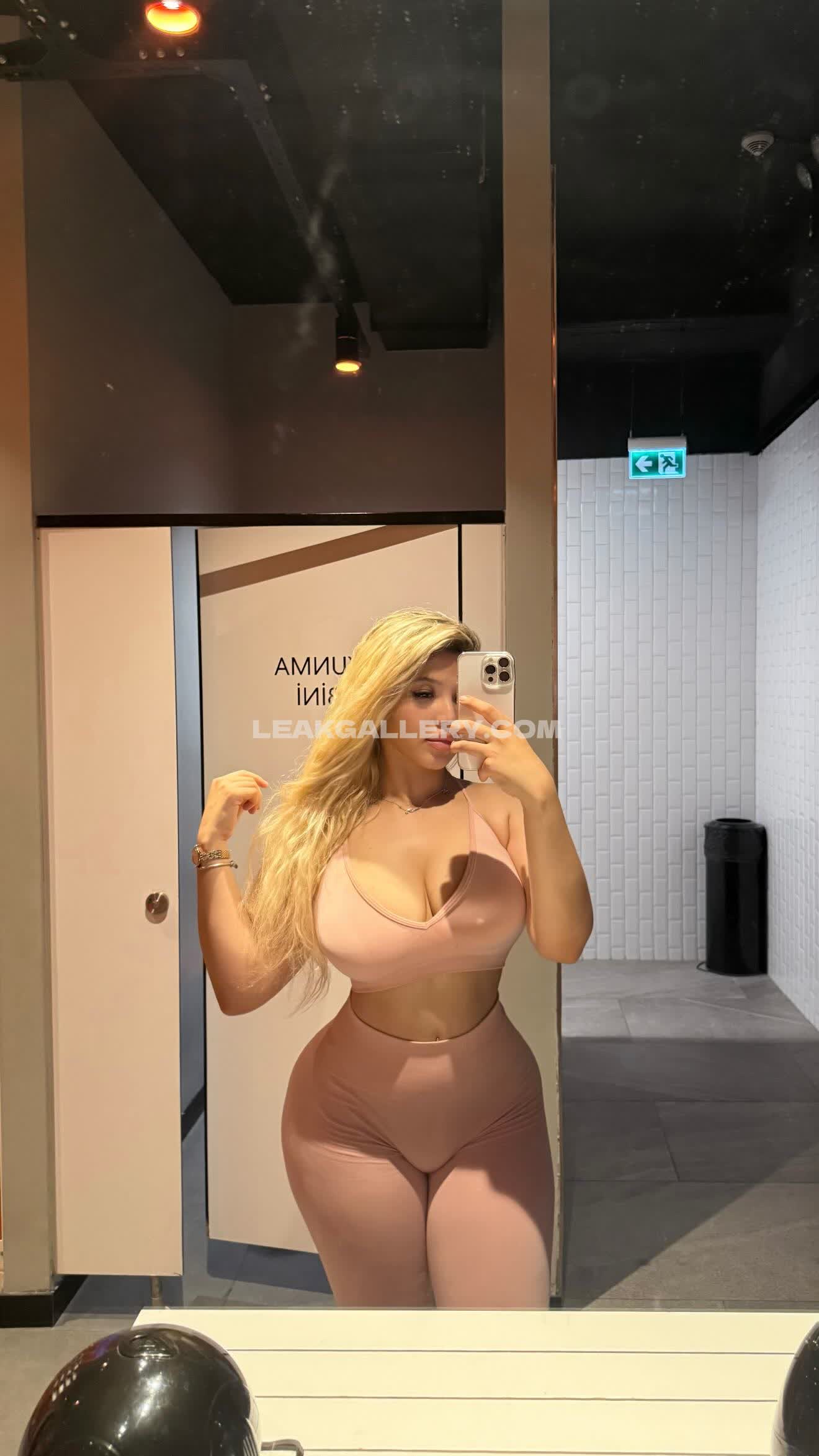 Alazgyldrm Exclusive Leaked Nude OnlyFans #9448123