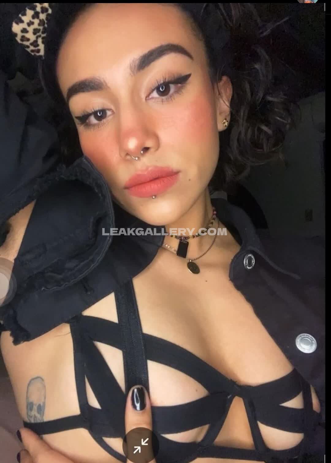 Alesanez Exclusive Leaked Nude OnlyFans #9837527