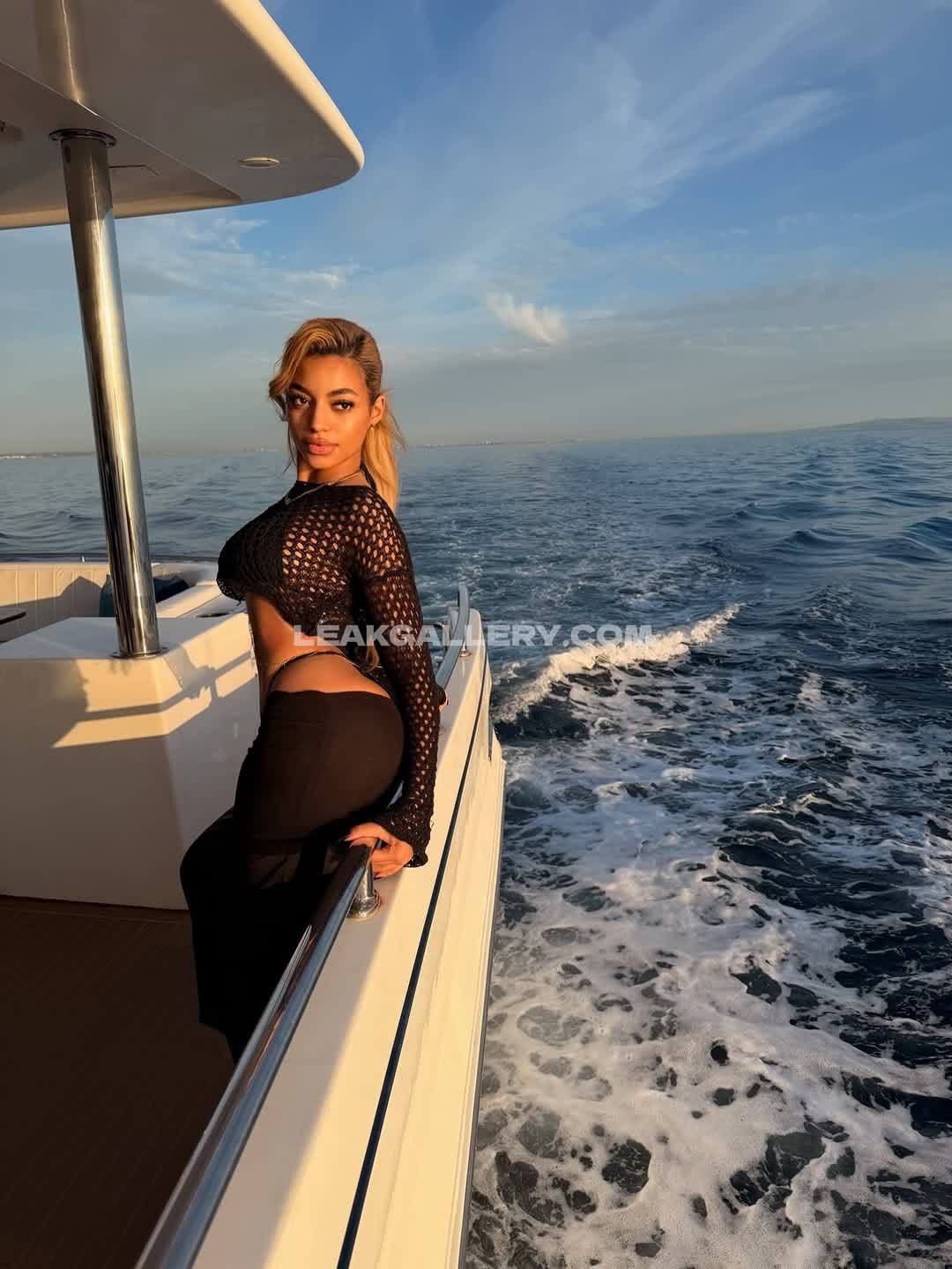 Alexissortiz Exclusive Leaked Nude OnlyFans #9968364