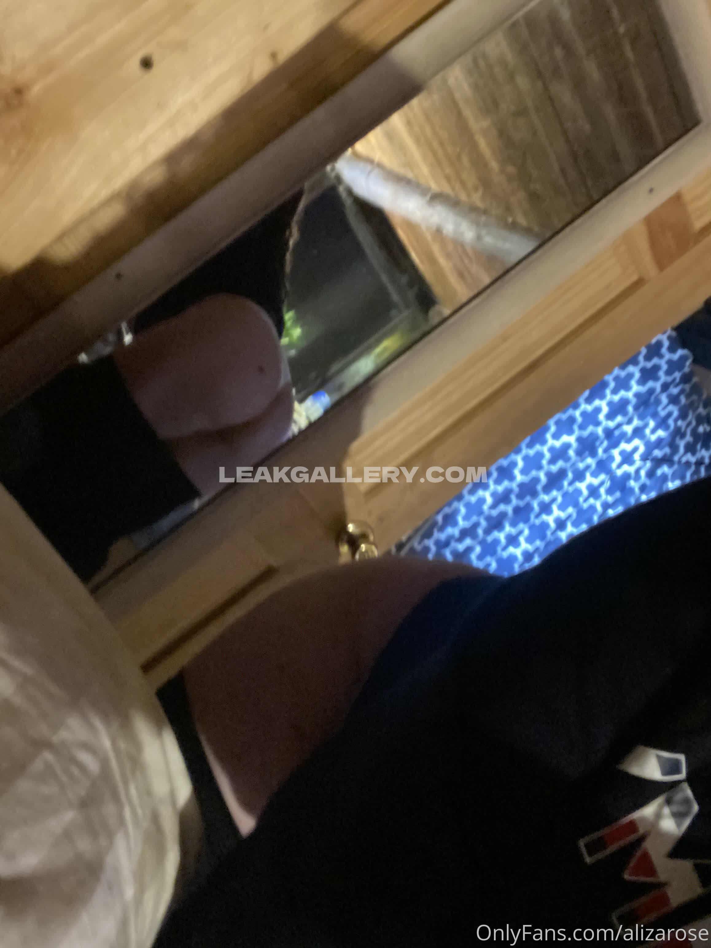 Alizarose Exclusive Leaked Nude Onlyfans #10196023