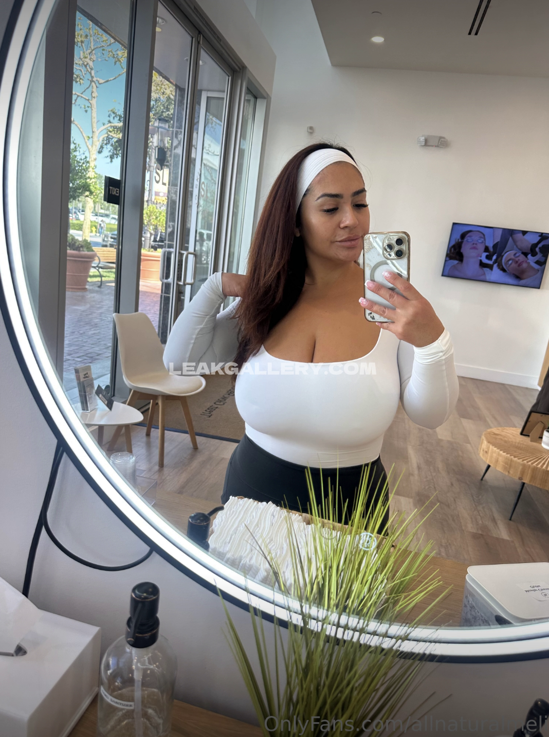 Allnaturalmelival / rasta_rn2 Exclusive Leaked Nude OnlyFans #9996651