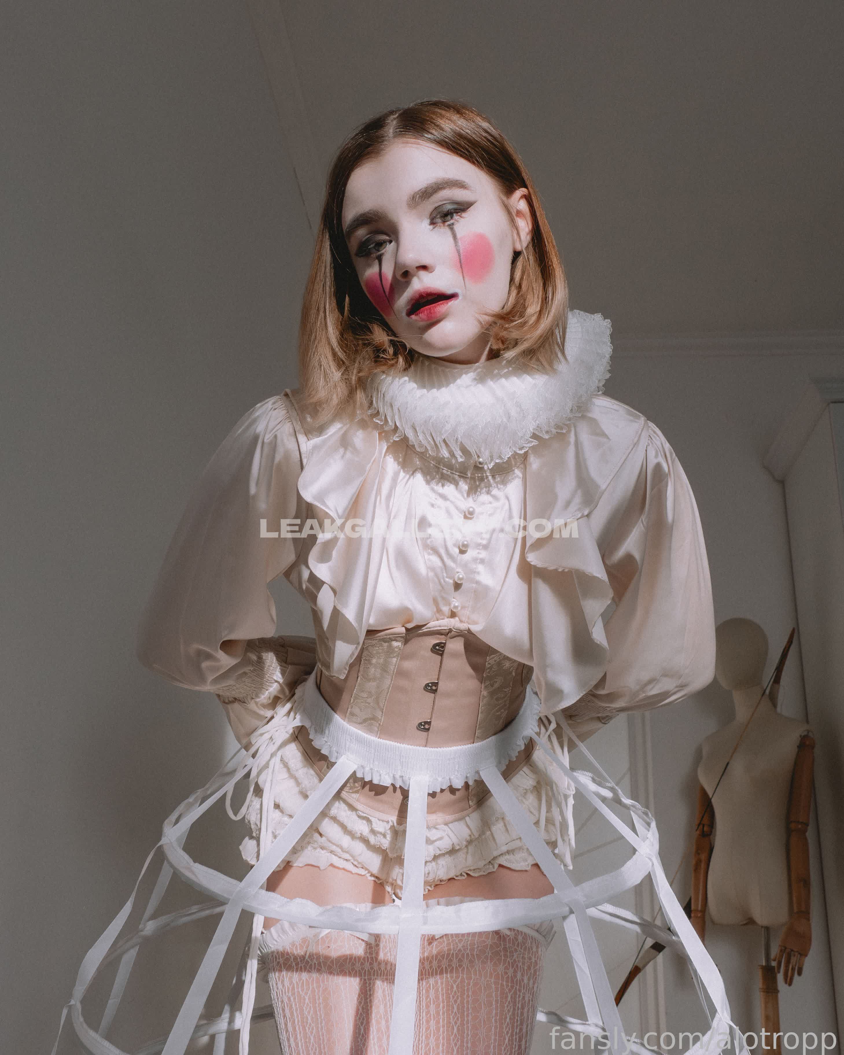 Alotropp Exclusive Leaked Nude OnlyFans #9299572